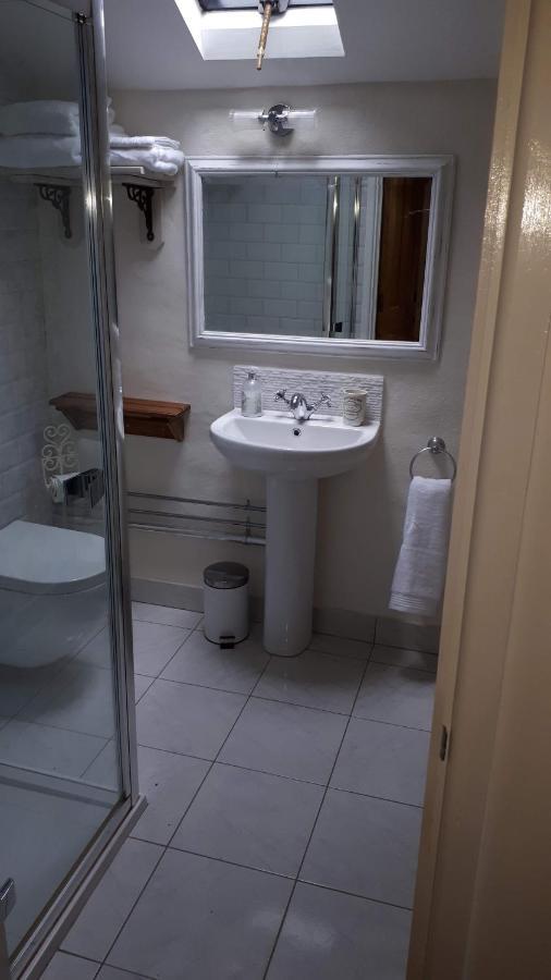 Ashton Keynes The Byre North End Farm Bed & Breakfast エクステリア 写真